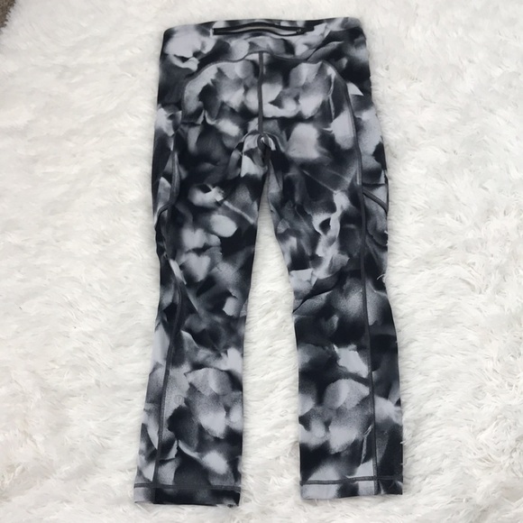 Lululemon Speed Up Crop 21" Blush Blossom Alpine - Picture 2 of 8
